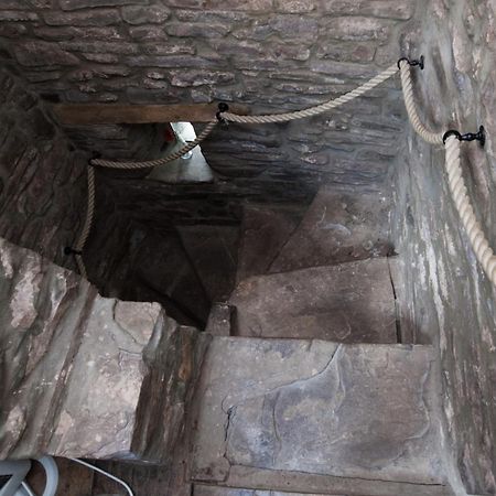 Ty Fferm Hen, Ancient Farmhouse, Coity Bach Talybont-on-Usk Extérieur photo