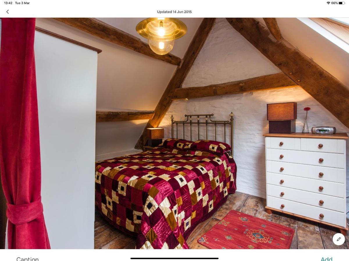Ty Fferm Hen, Ancient Farmhouse, Coity Bach Talybont-on-Usk Extérieur photo