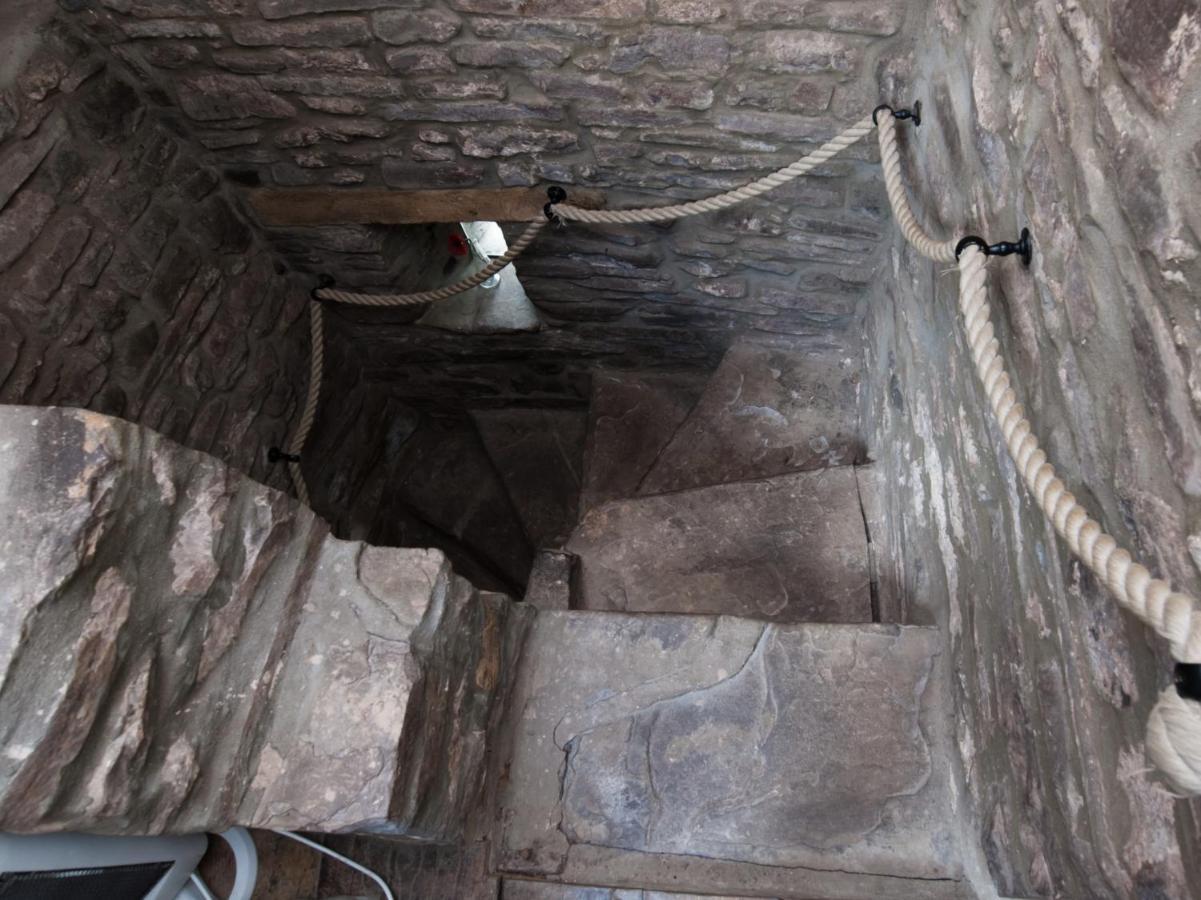 Ty Fferm Hen, Ancient Farmhouse, Coity Bach Talybont-on-Usk Extérieur photo