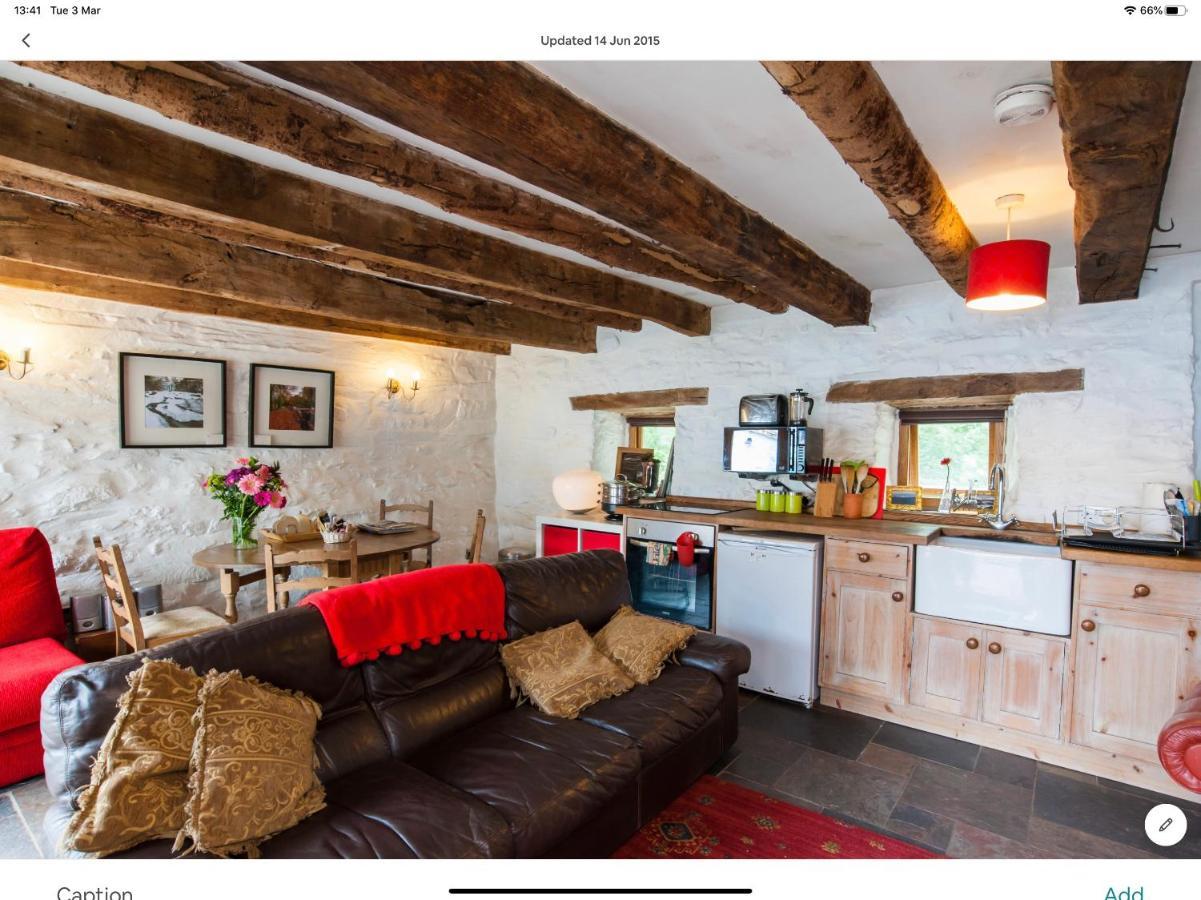 Ty Fferm Hen, Ancient Farmhouse, Coity Bach Talybont-on-Usk Extérieur photo