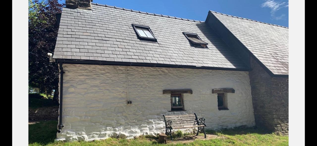 Ty Fferm Hen, Ancient Farmhouse, Coity Bach Talybont-on-Usk Extérieur photo